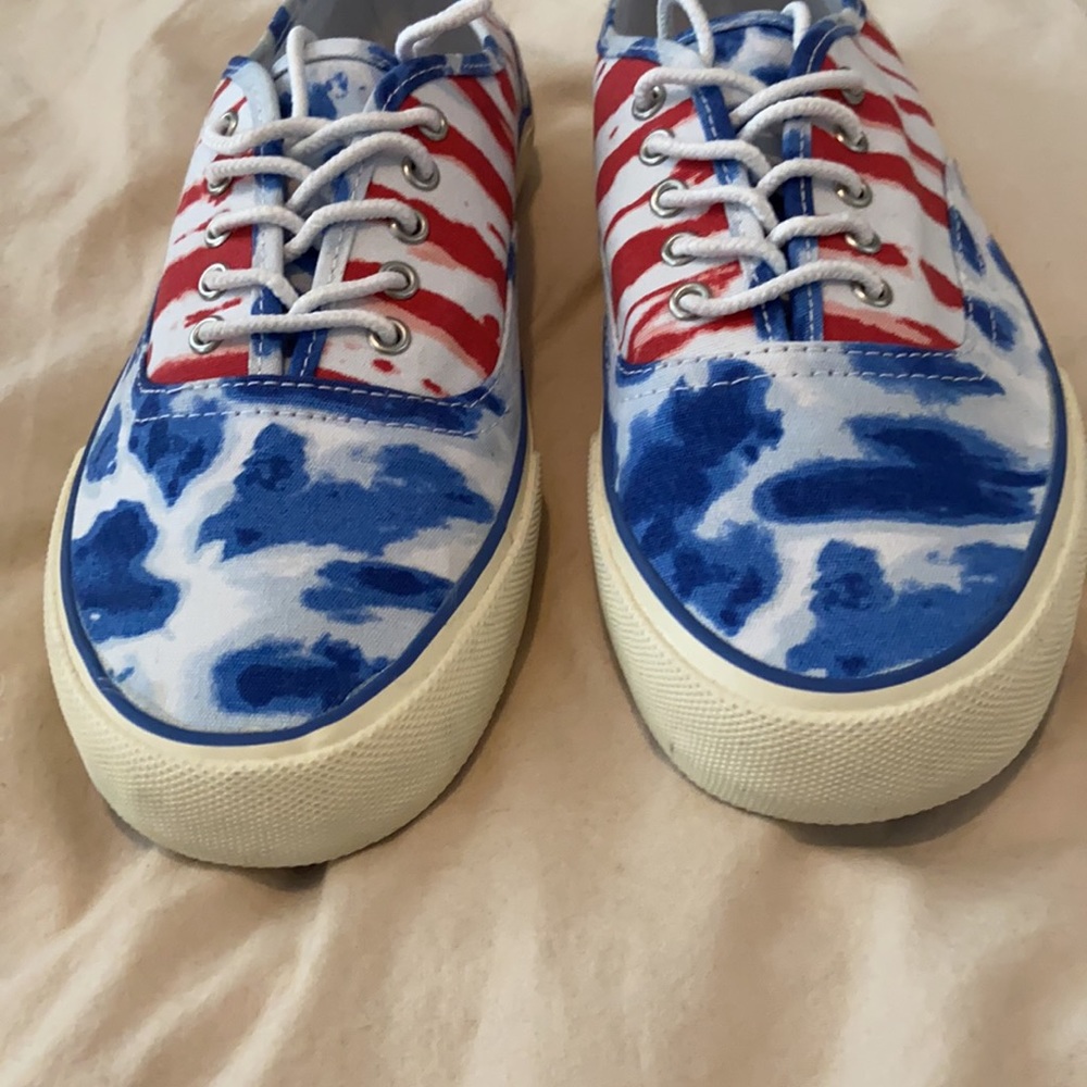 American Eagle Outfitters Sneakers - Picture 7 of 7